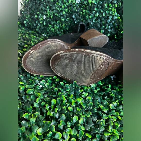 Lucky Brand Heeled Booties - Picture 3 of 4